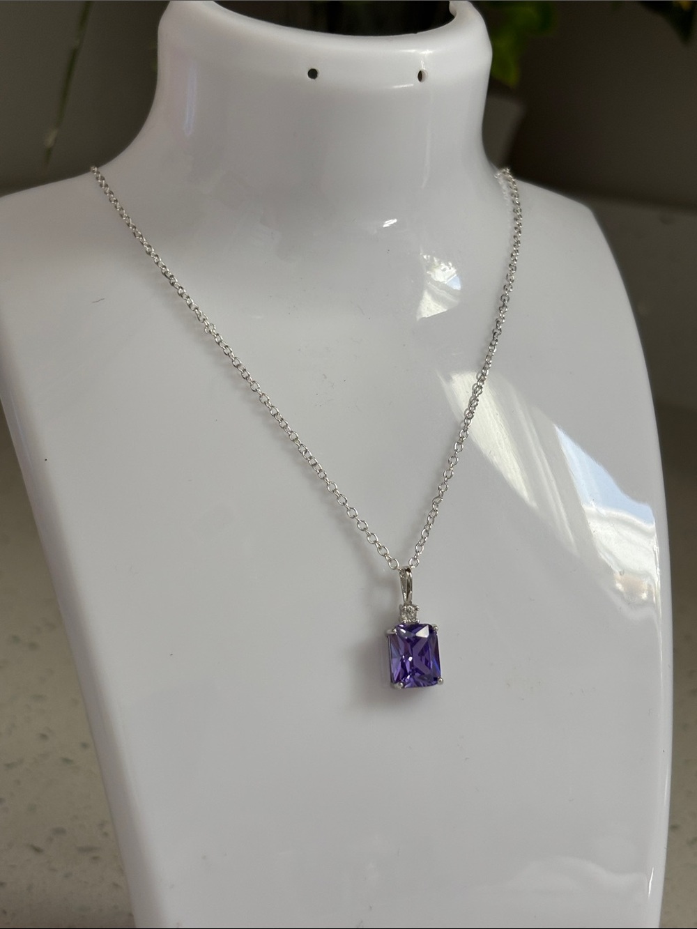 925 Sterling Silver Amethyst Pendant Necklace - Picture 4 of 11